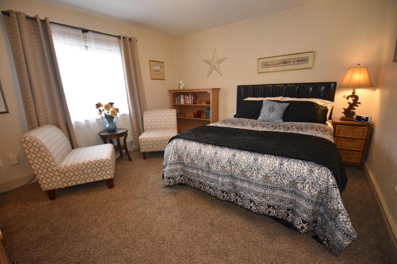 Bed & Breakfast Alaska Grizzly 3*